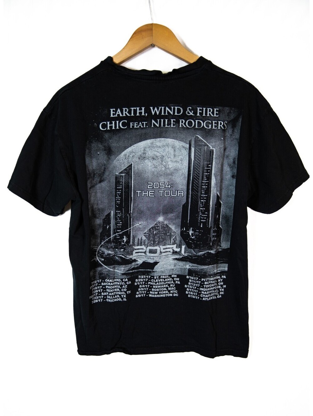 Earth, Wind & Fire 2054 Tour - 2017 North America Concert T-Shirt - Men's M